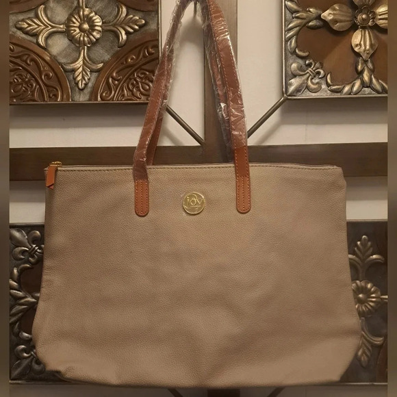 Joy Mangano Handbags - Joy Mangano NWOT Tan Leather Tote Bag